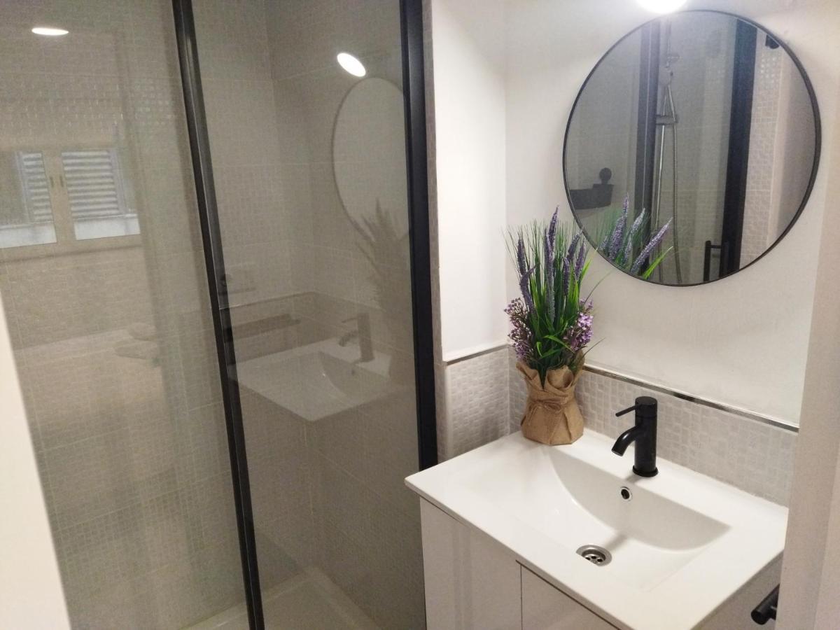 Modern,Cozy And Centric Apartment Next To Beach アリカンテ エクステリア 写真