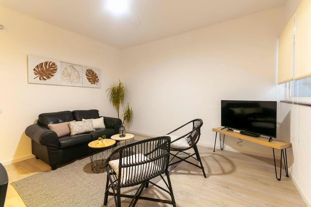 Modern,Cozy And Centric Apartment Next To Beach アリカンテ エクステリア 写真