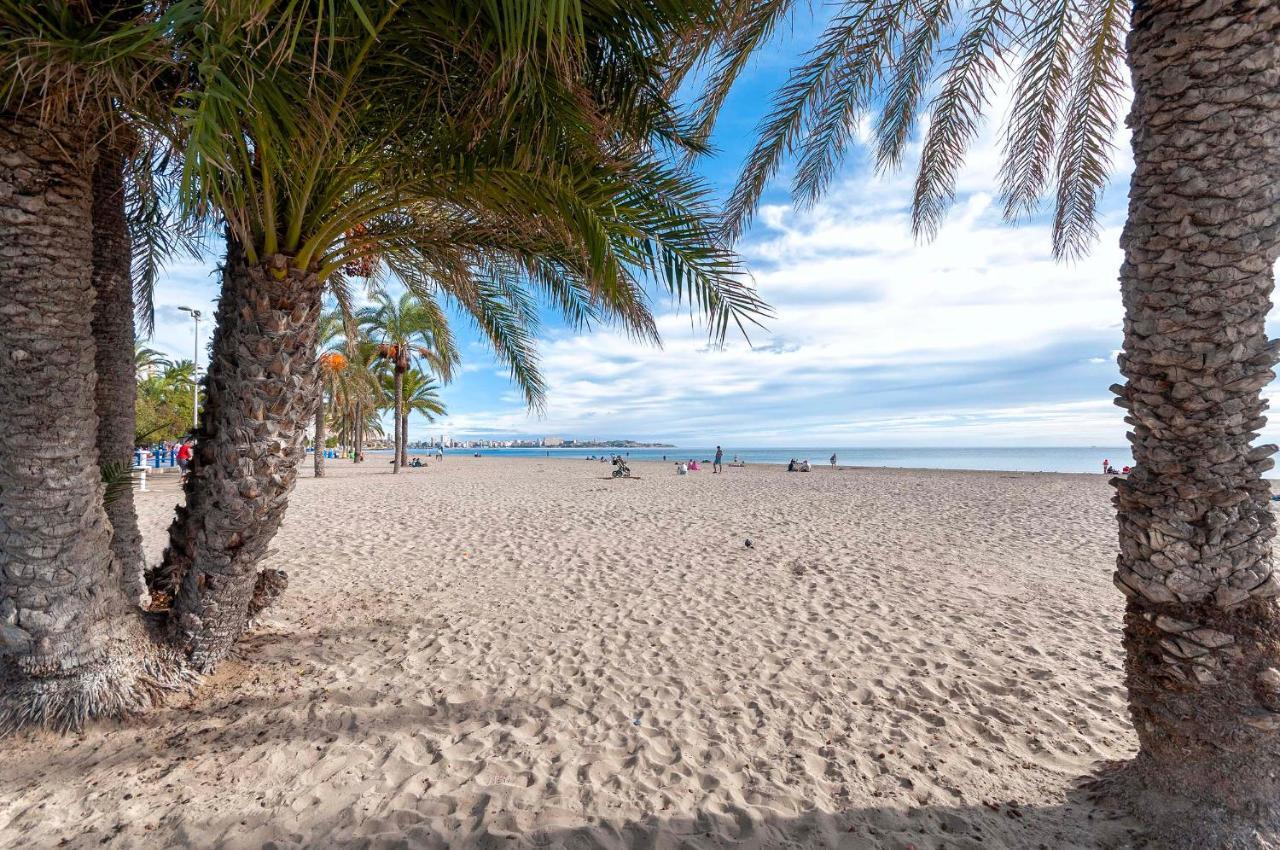 Modern,Cozy And Centric Apartment Next To Beach アリカンテ エクステリア 写真