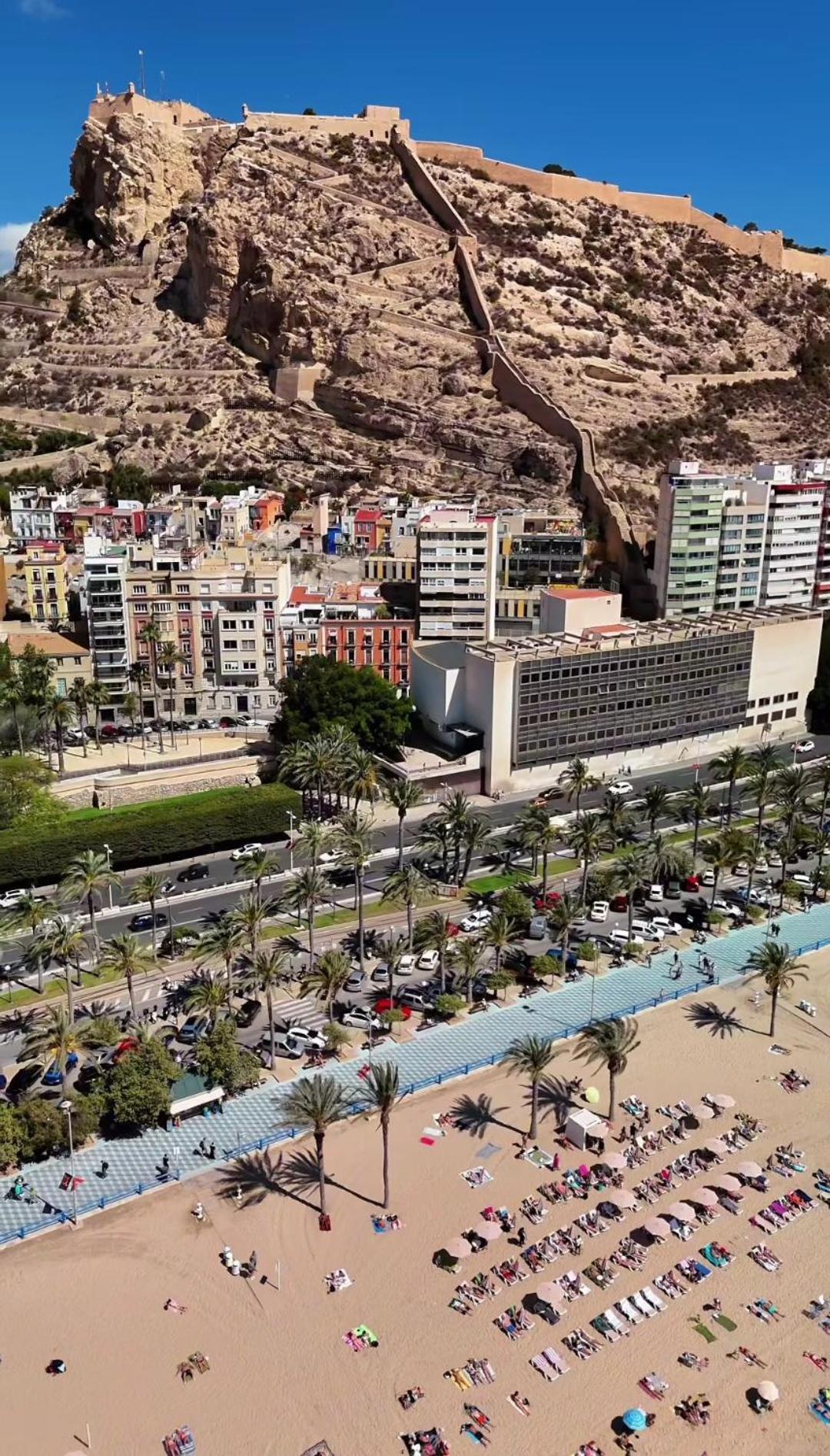 Modern,Cozy And Centric Apartment Next To Beach アリカンテ エクステリア 写真